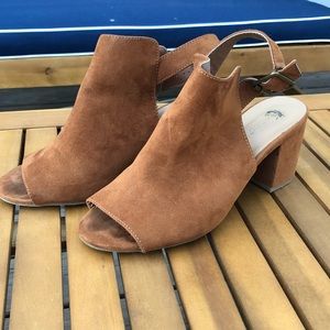 Bamboo Suede Open-Back Booties